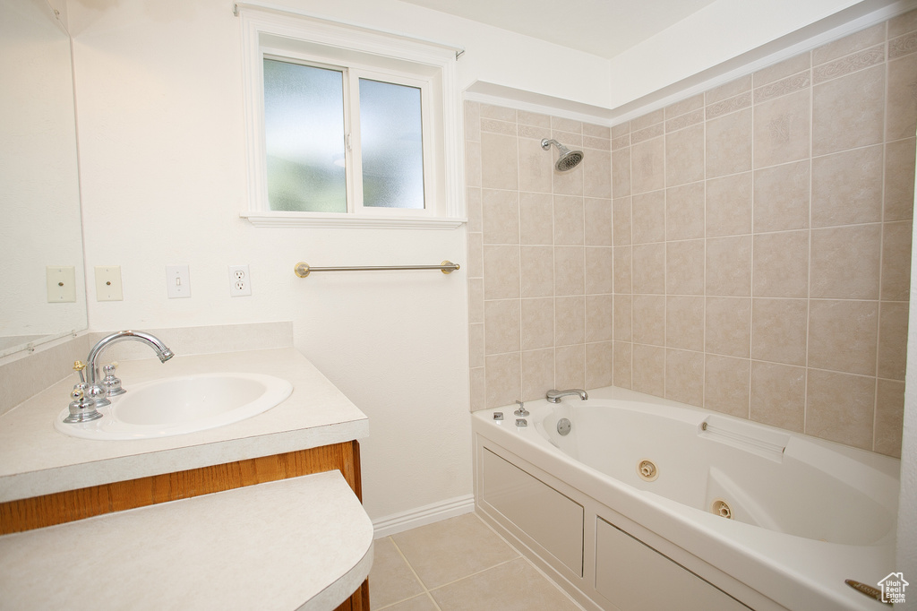 Photo 23 for MLS #2103454 at 744 Van Dyke Way