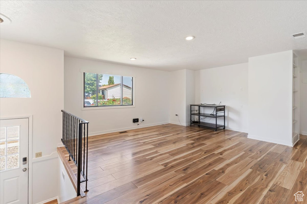 Photo 5 for MLS #2103463 at 475 W 2400 South