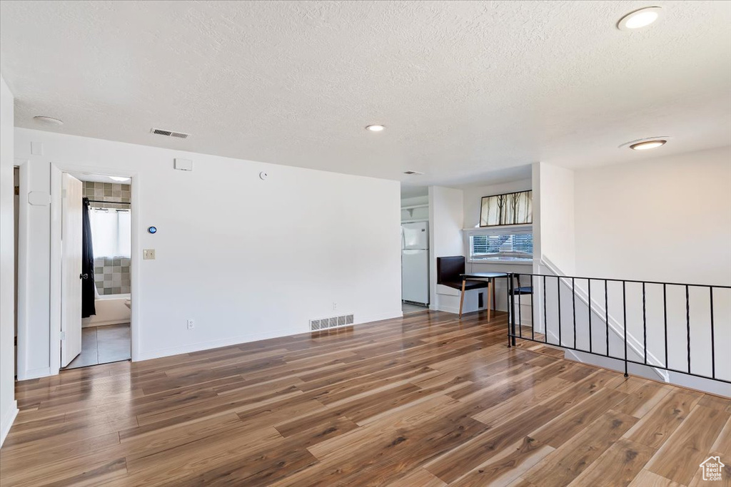 Photo 6 for MLS #2103463 at 475 W 2400 South