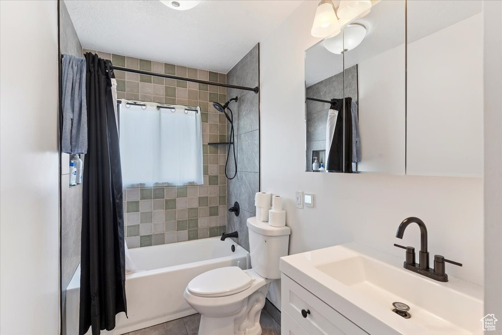 Photo 14 for MLS #2103463 at 475 W 2400 South