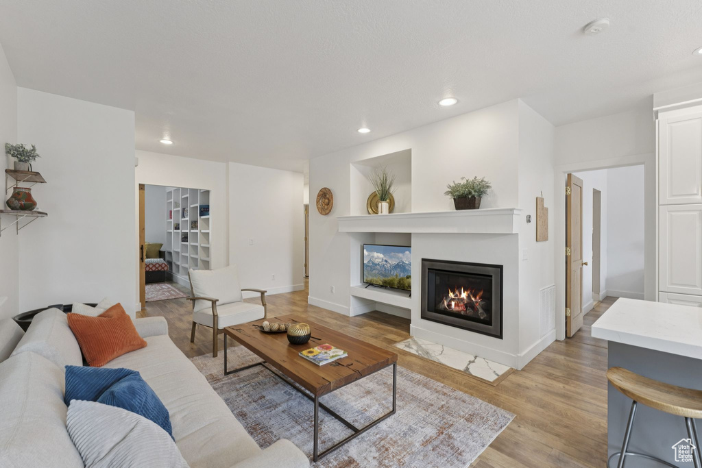 Photo 3 for MLS #2103467 at 1012 Station Rd