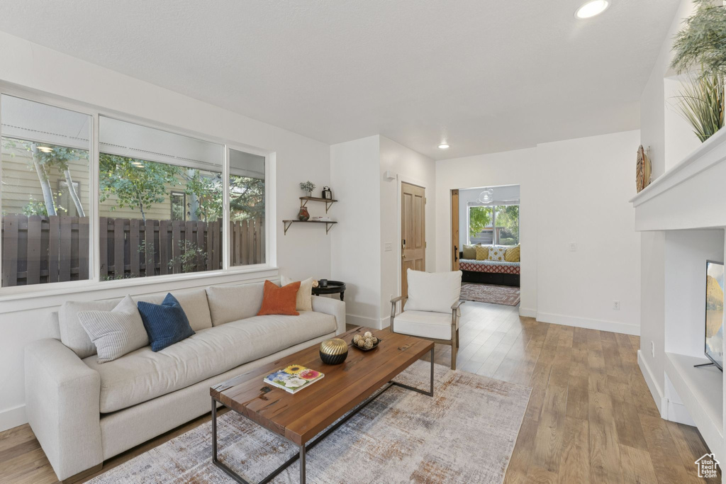 Photo 4 for MLS #2103467 at 1012 Station Rd