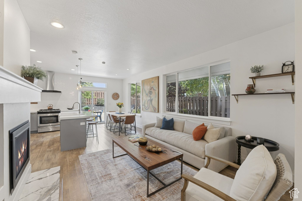 Photo 2 for MLS #2103467 at 1012 Station Rd