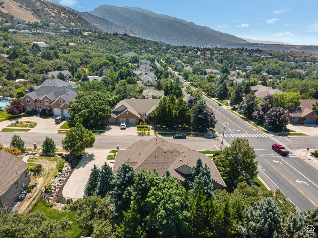 1860 E WASATCH DR Ogden, UT 84403