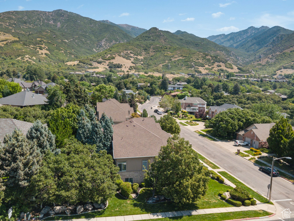 1860 E WASATCH DR Ogden, UT 84403
