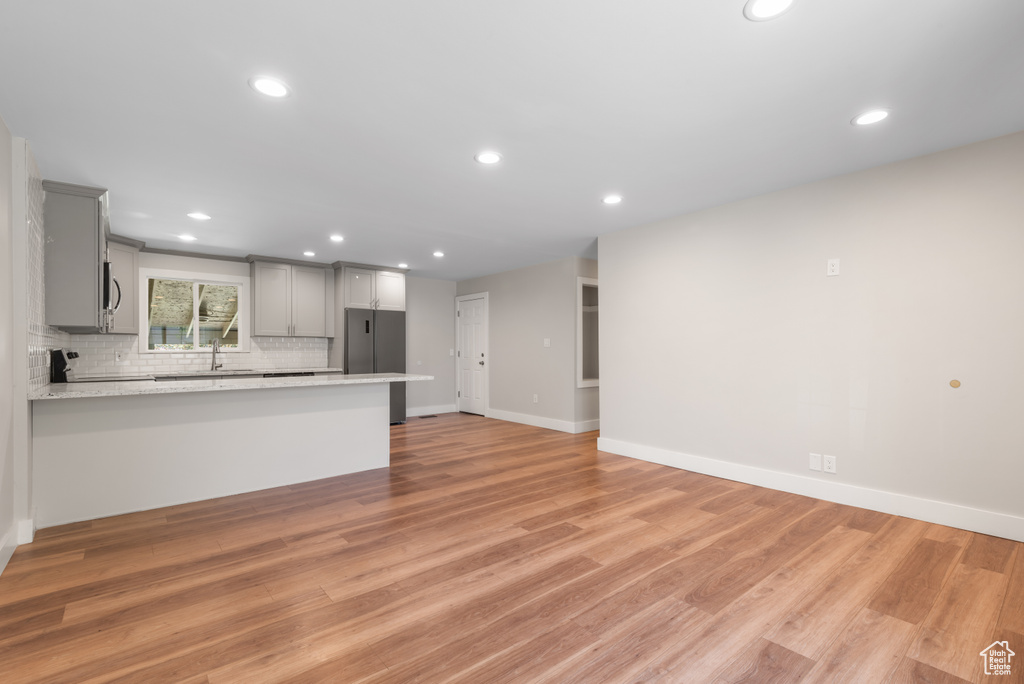 9898 S BARIUM LN Sandy, UT 84094