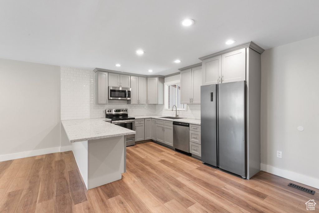 9898 S BARIUM LN Sandy, UT 84094