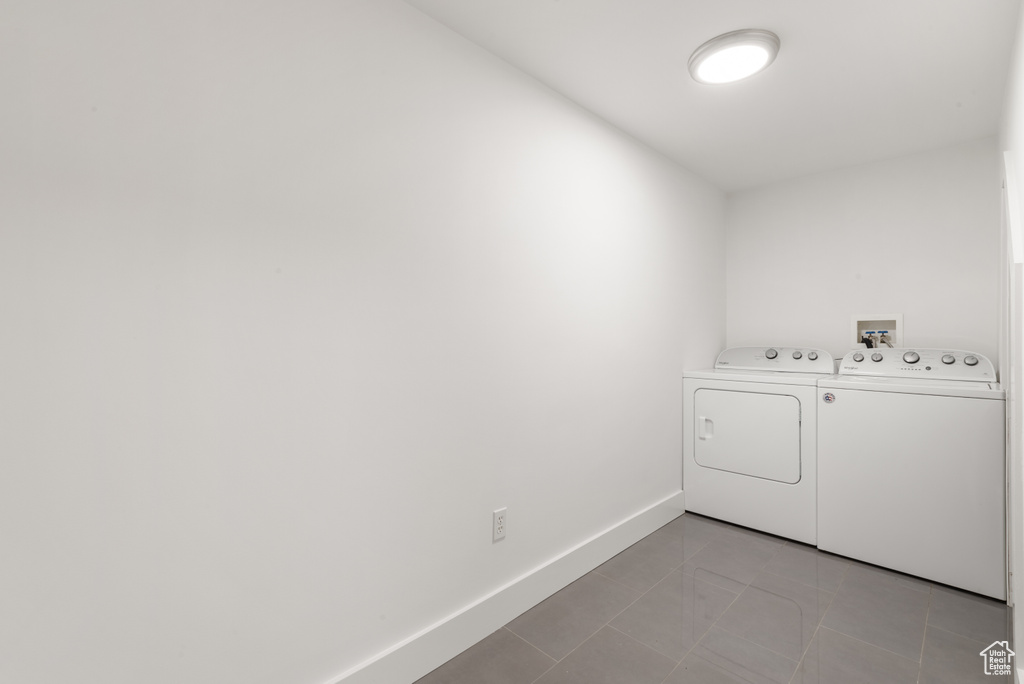9898 S BARIUM LN Sandy, UT 84094