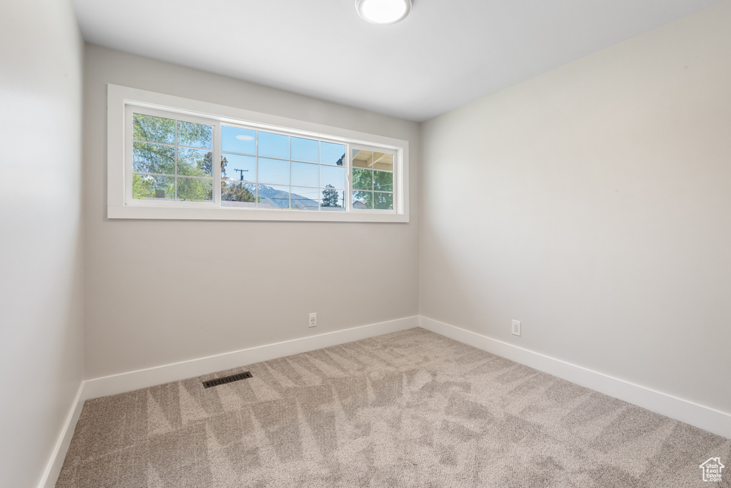 9898 S BARIUM LN Sandy, UT 84094