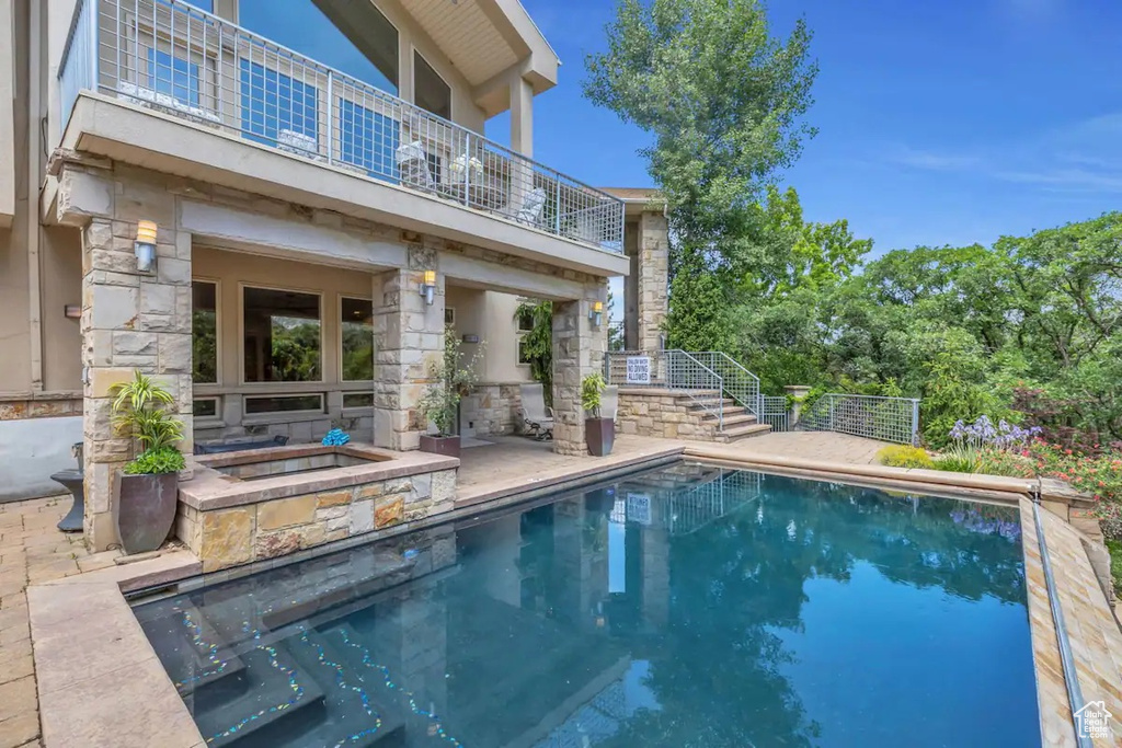 2548 E DIMPLE DELL RD Sandy, UT 84092