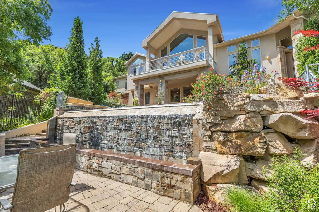 2548 E DIMPLE DELL RD Sandy, UT 84092