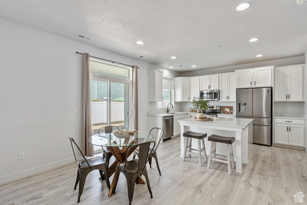 2112 W 3250 S Syracuse, UT 84075