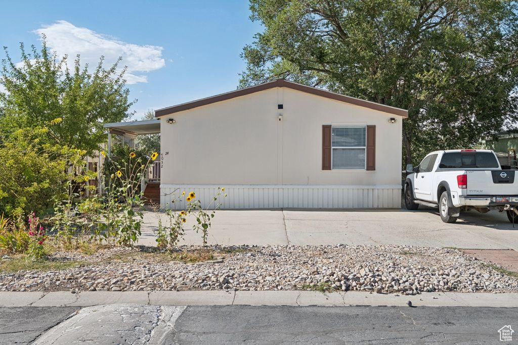 Photo 23 for MLS #2103492 at 7032 W Apaloosa Dr #24