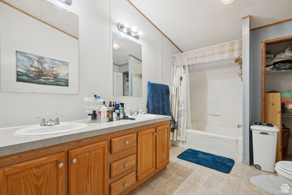 Photo 15 for MLS #2103492 at 7032 W Apaloosa Dr #24