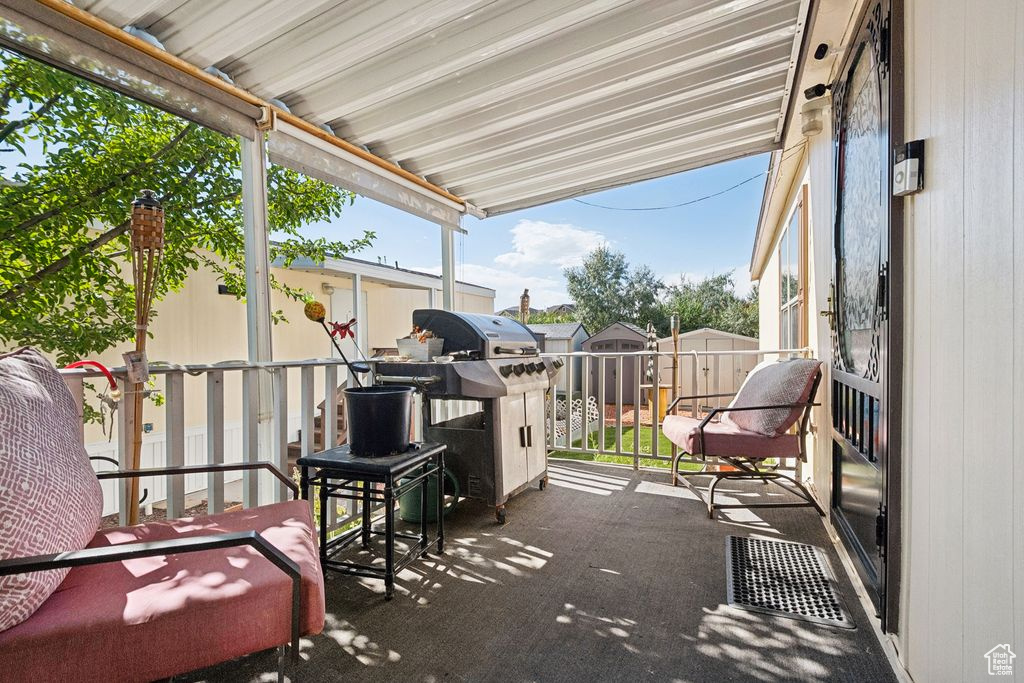 Photo 8 for MLS #2103492 at 7032 W Apaloosa Dr #24