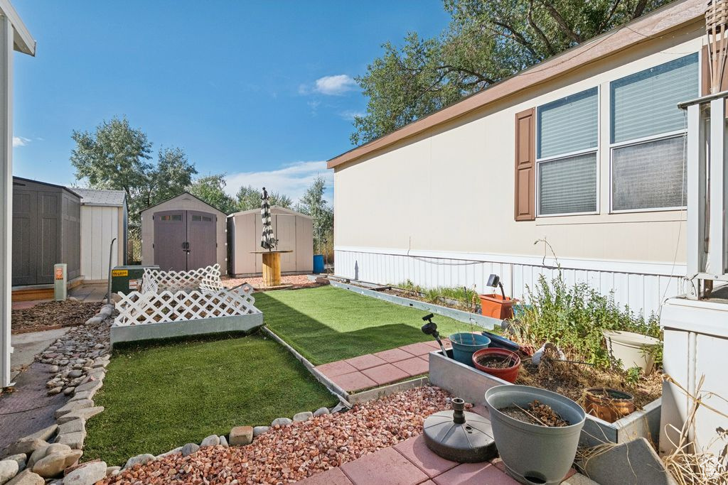 Photo 7 for MLS #2103492 at 7032 W Apaloosa Dr #24