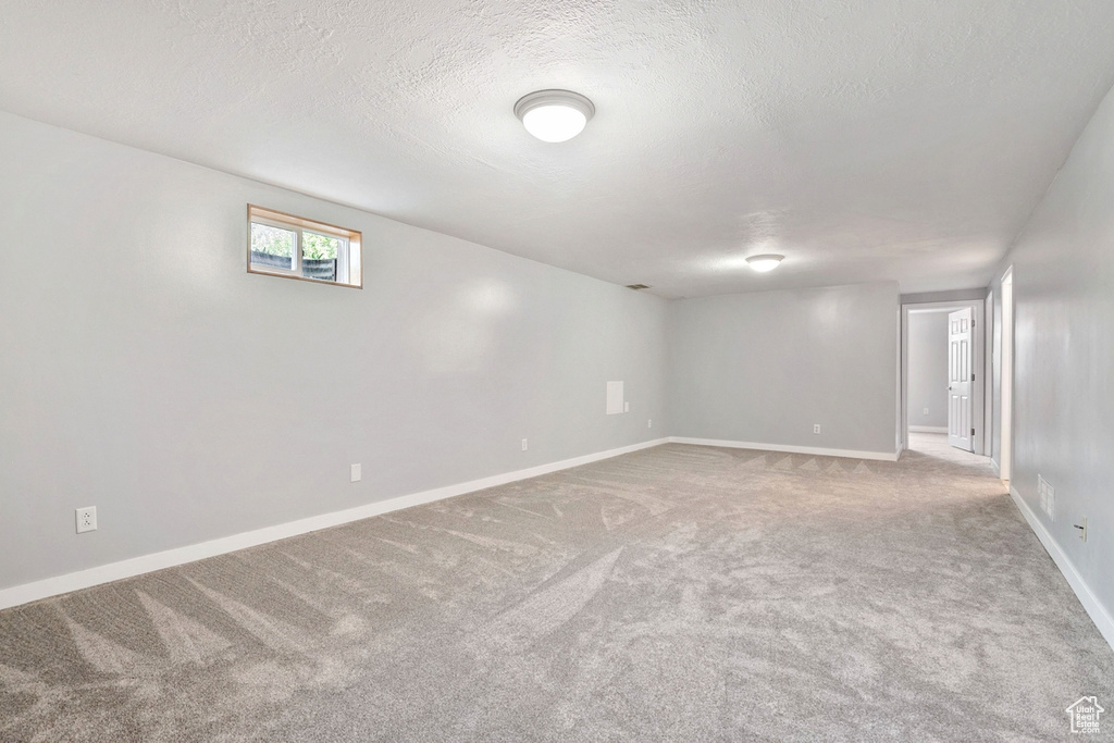 1651 S 550 W Woods Cross, UT 84087