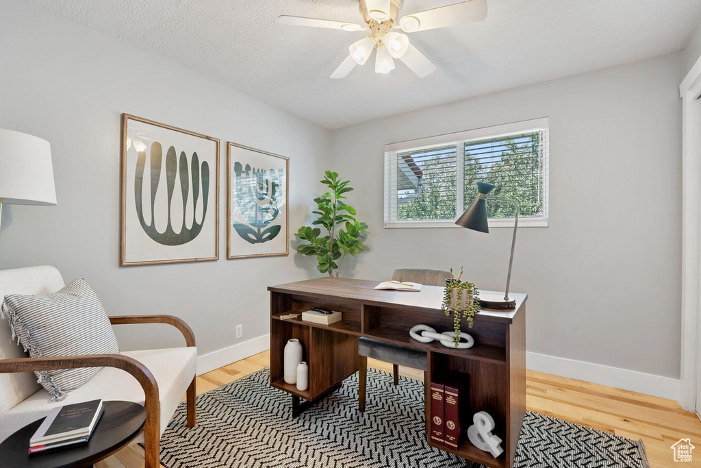 1651 S 550 W Woods Cross, UT 84087