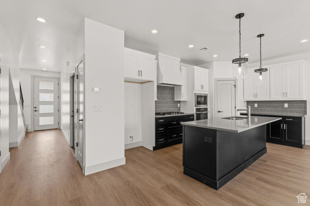 Photo 5 for MLS #2103497 at 1033 E Coyote Crest Dr