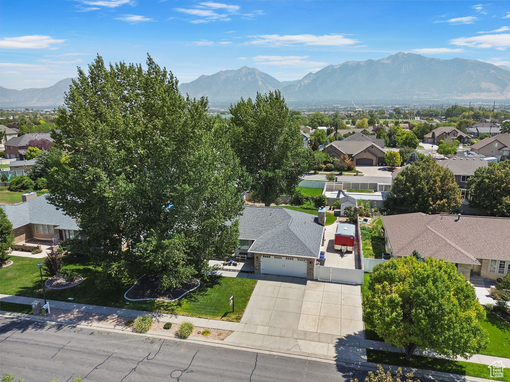11321 S 2480 W South Jordan, UT 84095