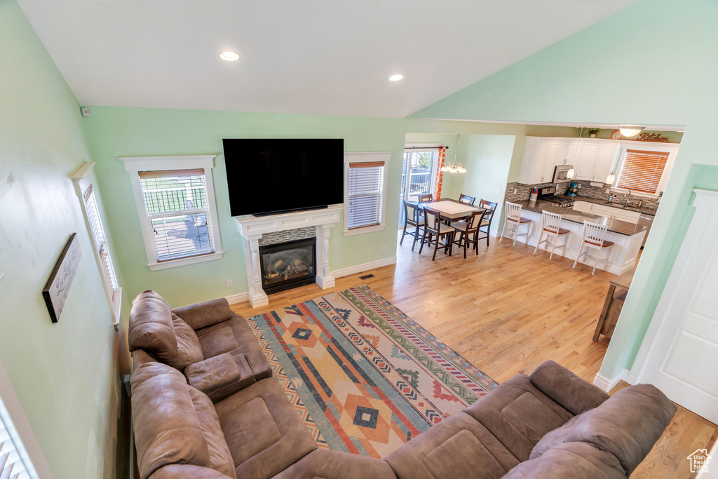 3883 E HOPI RD Eagle Mountain, UT 84005