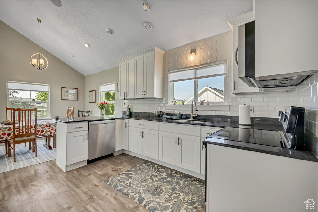 38 S 300 W Farmington, UT 84025