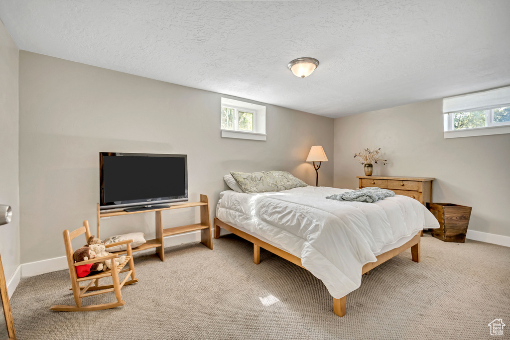 38 S 300 W Farmington, UT 84025