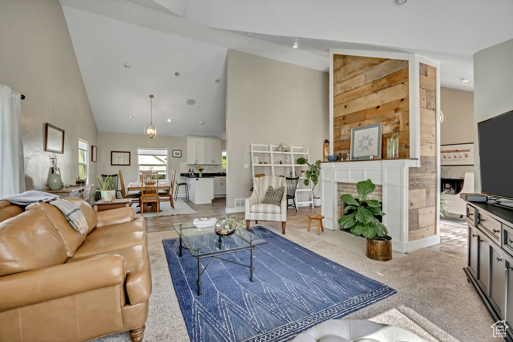 38 S 300 W Farmington, UT 84025