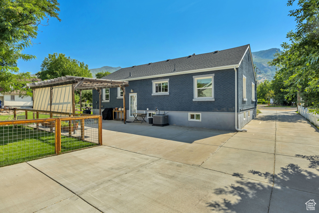 38 S 300 W Farmington, UT 84025
