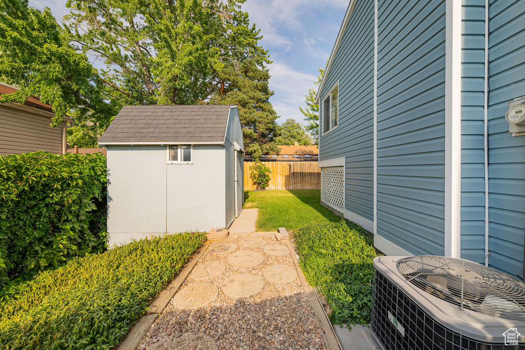 5822 PARK LN South Ogden, UT 84403