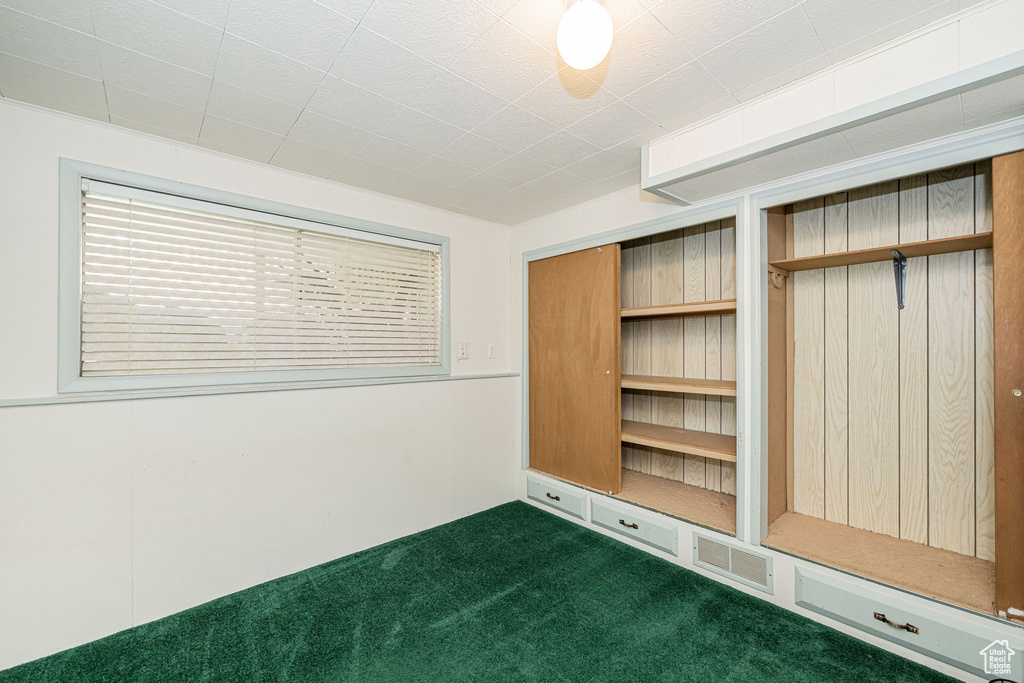 5822 PARK LN South Ogden, UT 84403