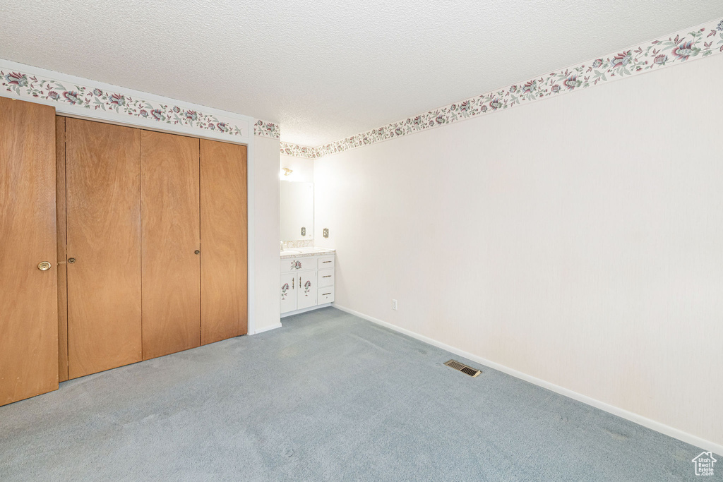 5822 PARK LN South Ogden, UT 84403