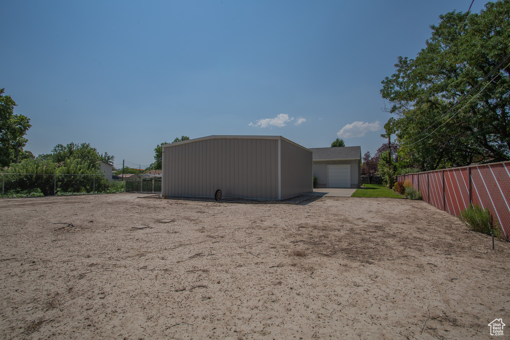 7825 S PIONEER ST Midvale, UT 84047
