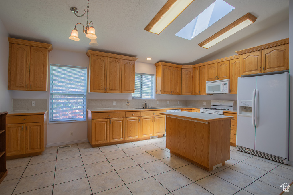 7825 S PIONEER ST Midvale, UT 84047