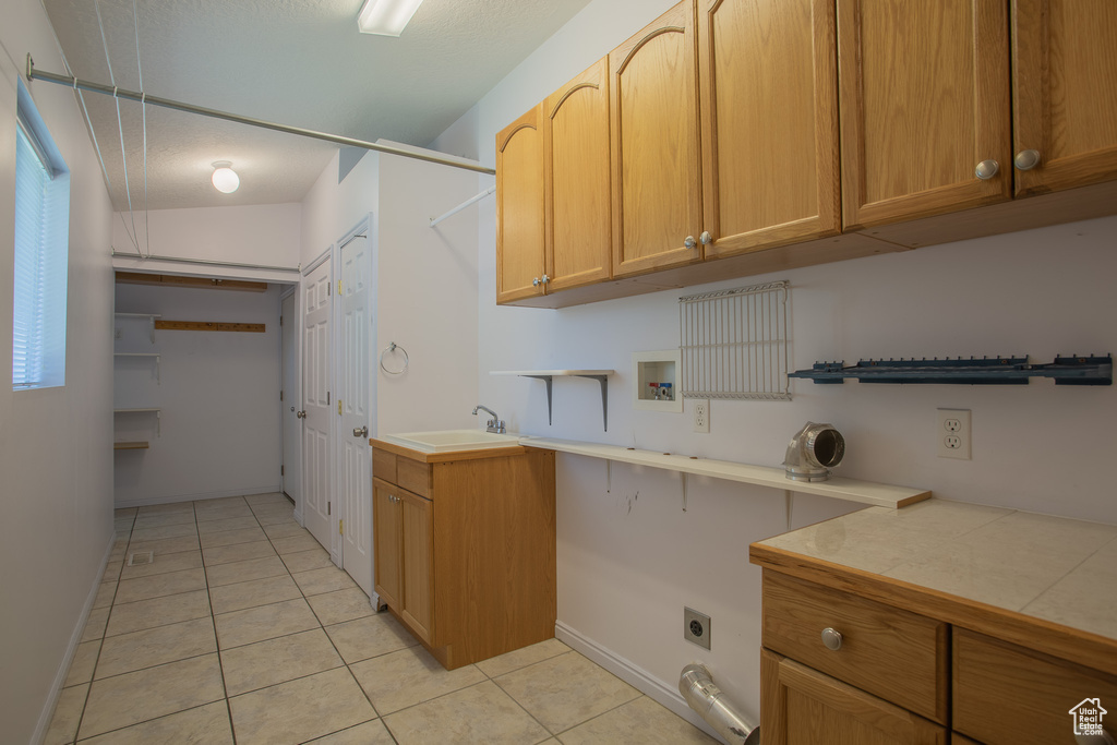7825 S PIONEER ST Midvale, UT 84047
