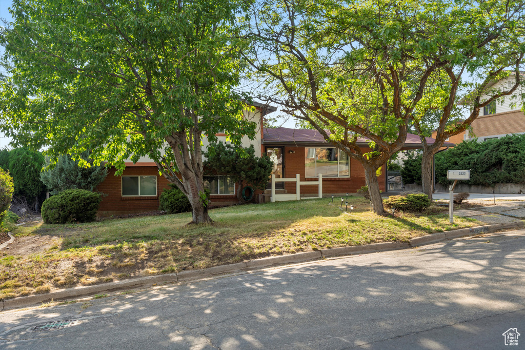 3227 N 575 E North Ogden, UT 84414
