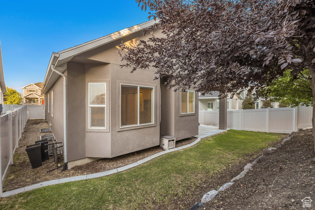 10992 S EUREKA DUNE DR South Jordan, UT 84009