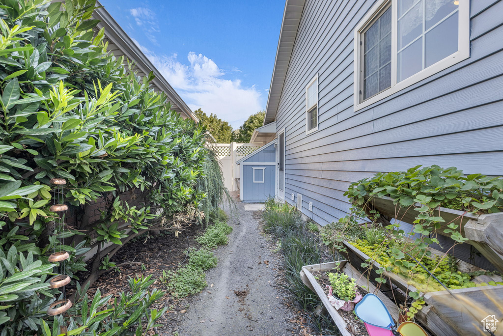 1419 E VINTRY LN Murray, UT 84121