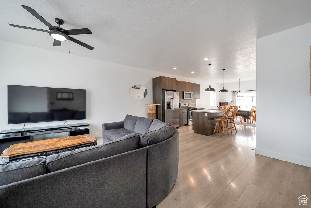 2019 E HARKERS WAY Eagle Mountain, UT 84005