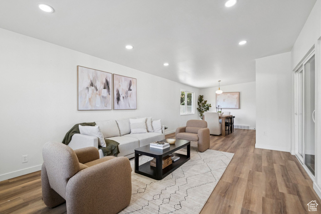 3922 S 2520 W West Valley City, UT 84119