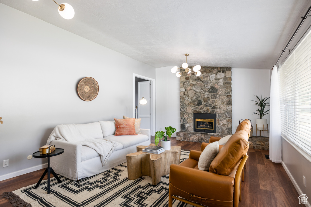 Photo 5 for MLS #2103585 at 289 N 700 East