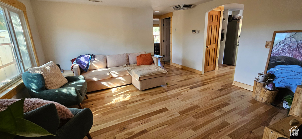 Photo 3 for MLS #2103589 at 499 E 200 South