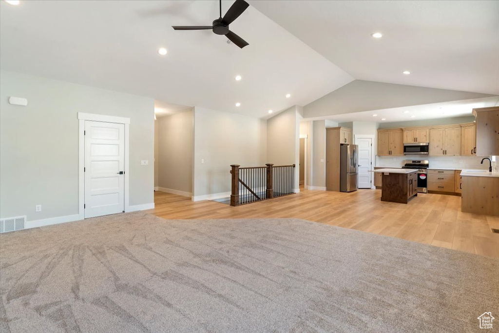 1080 E LESTER DR South Weber, UT 84405