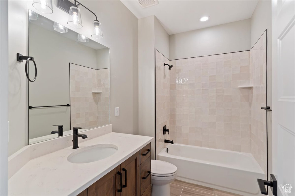 1080 E LESTER DR South Weber, UT 84405