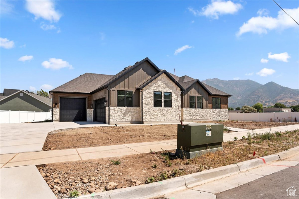1080 E LESTER DR South Weber, UT 84405