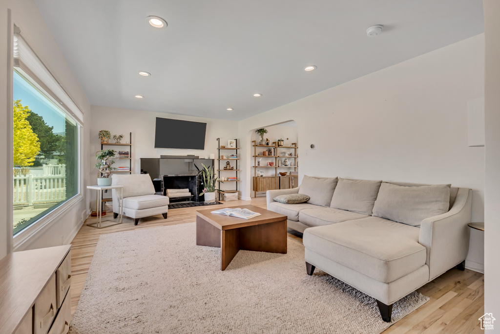 Photo 2 for MLS #2103594 at 964 E 3385 South