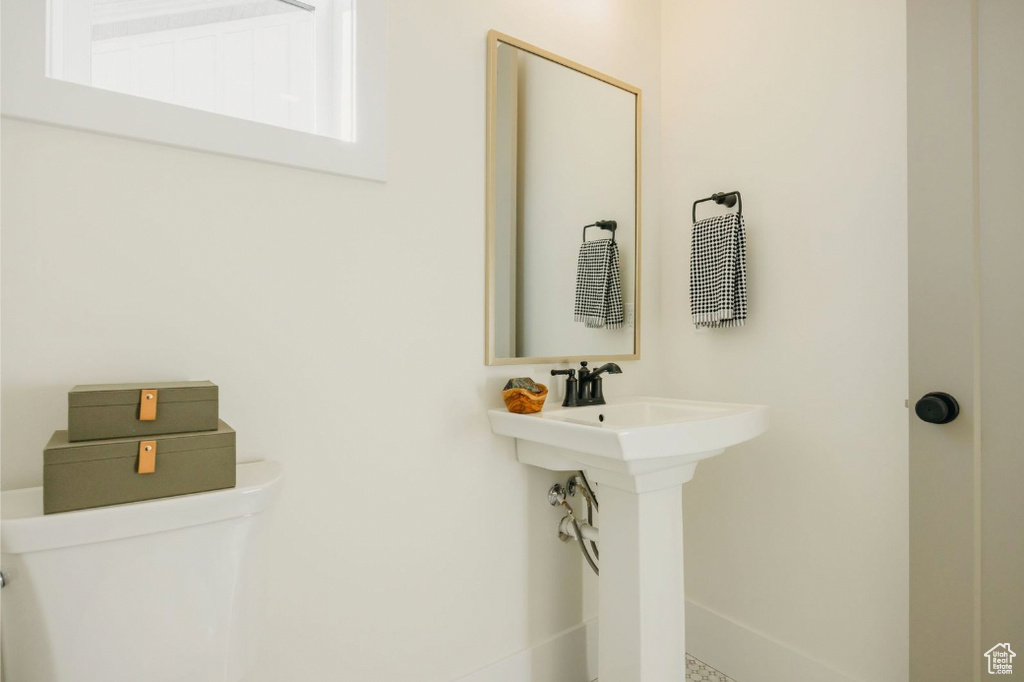 Photo 28 for MLS #2103603 at 1839 W Chaco Cir #106