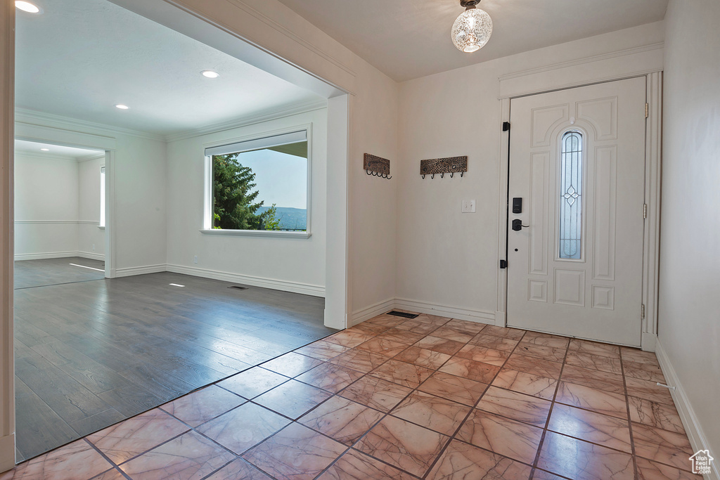 Photo 21 for MLS #2103610 at 932 N Northridge