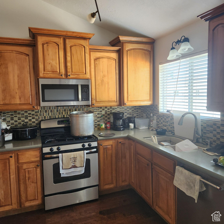 1910 W RED ANGUS DR Salt Lake City, UT 84116