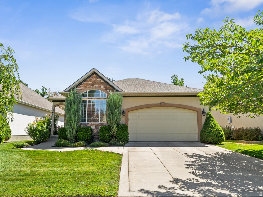 9083 S ENCHANTED OAK LN Sandy, UT 84094